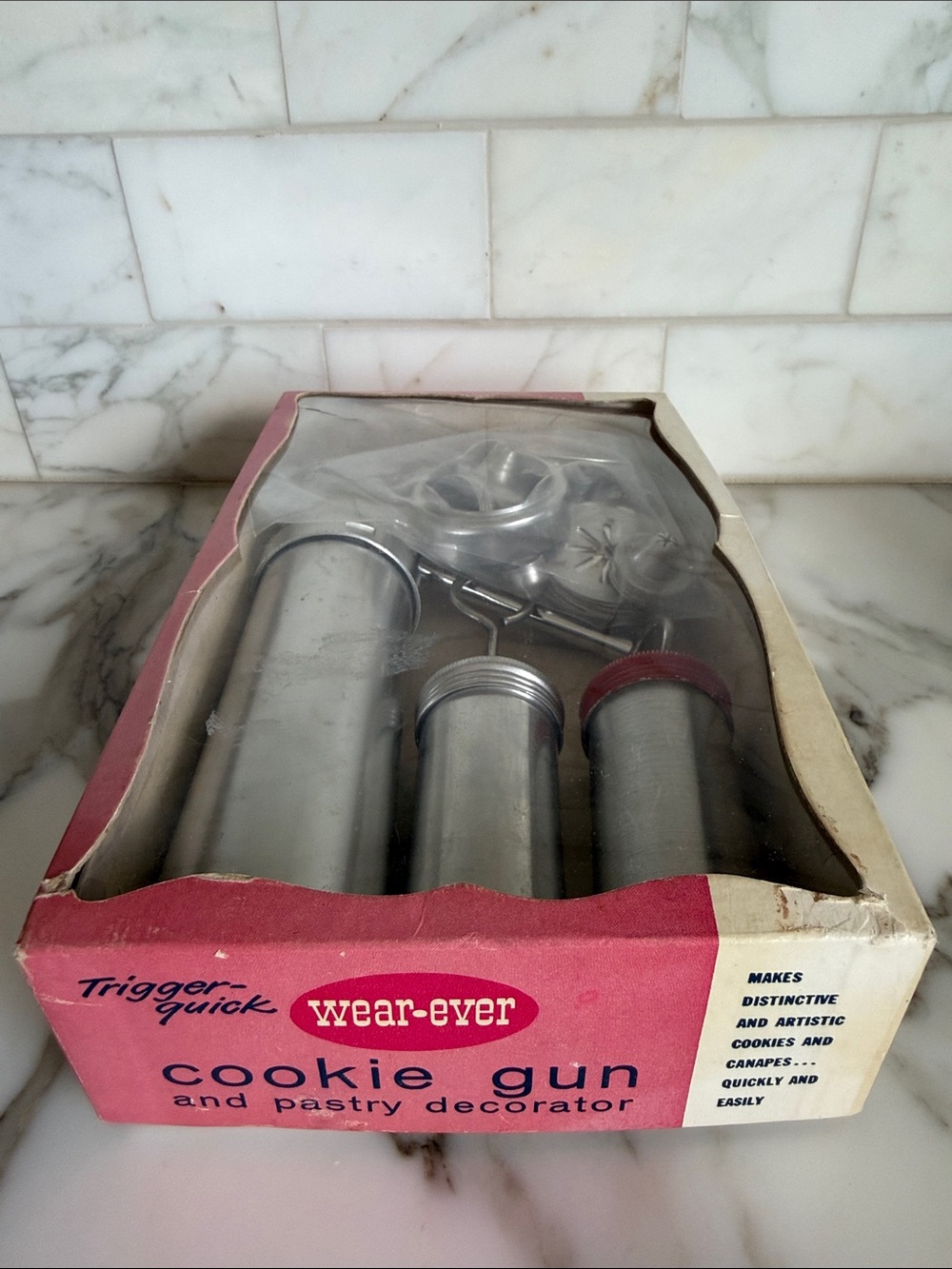 Vintage Wear-Ever Cookie Gun & pastry Decorator